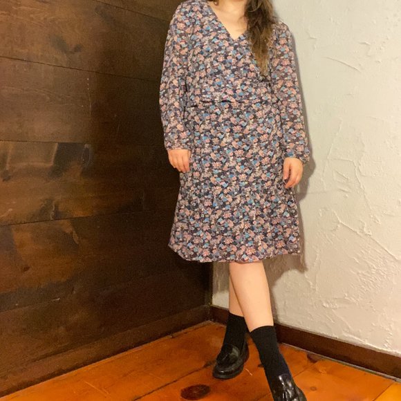 J. Crew Dresses & Skirts - J. Crew Floral Long Sleeve Dress